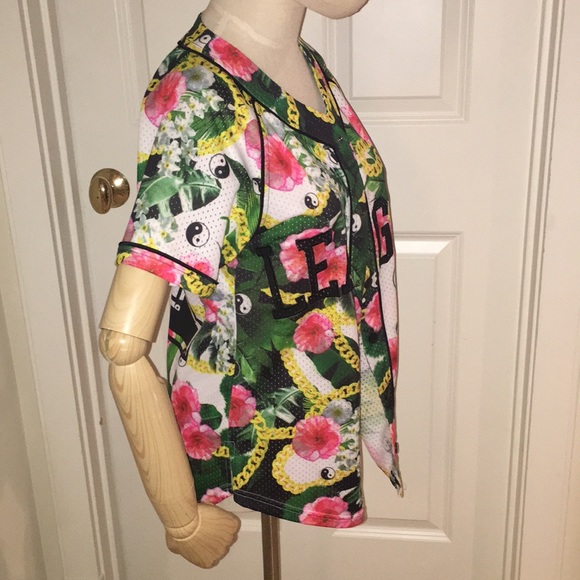 Jersey - Picture 2 of 4